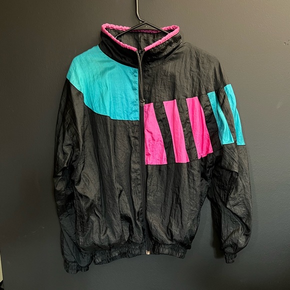 Vintage Wind Breaker - Picture 3 of 5